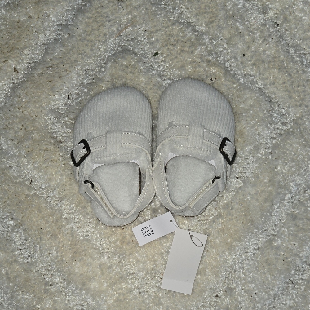 GAP Kids Stylish Gray Kids Clogs